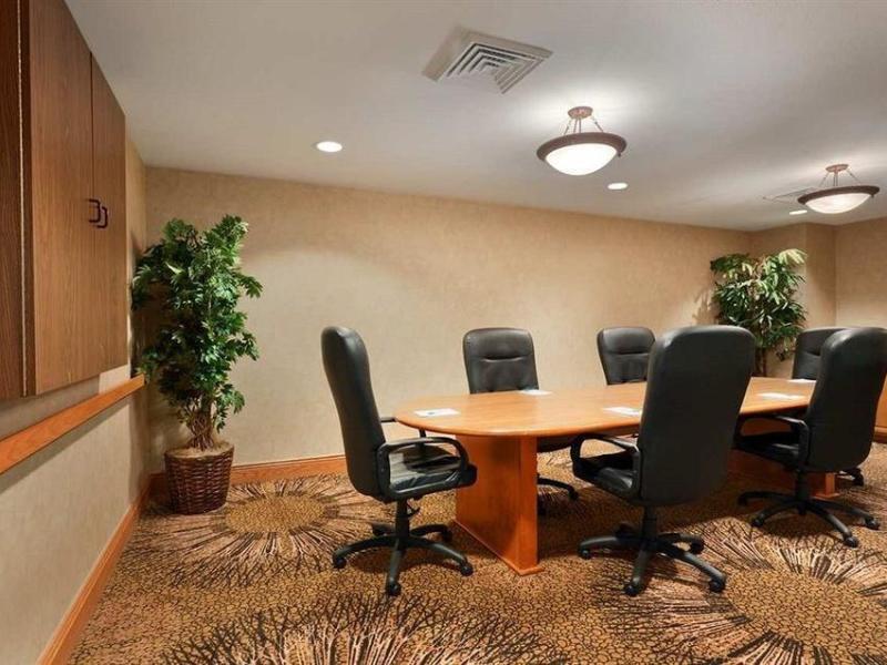 Отель Hyatt House Colorado Springs Airport Экстерьер фото