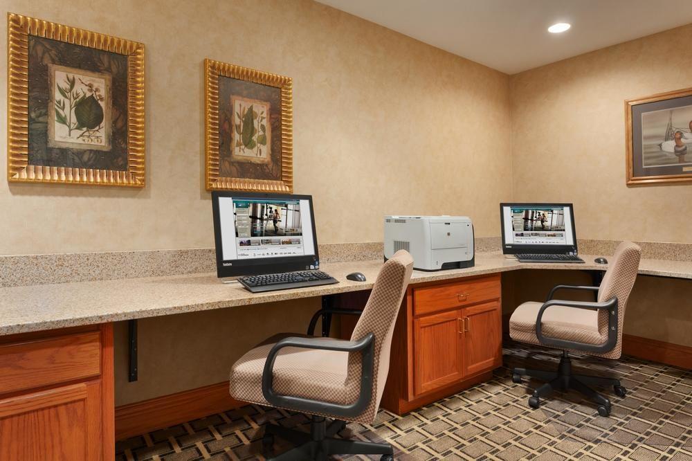 Отель Hyatt House Colorado Springs Airport Экстерьер фото
