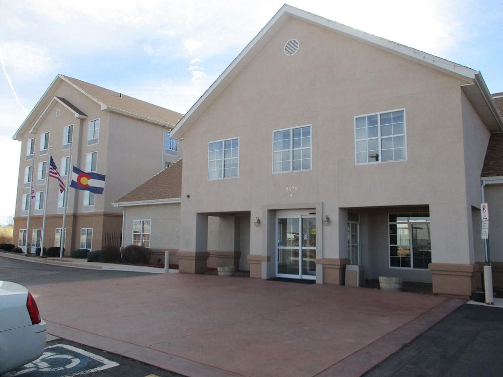 Отель Hyatt House Colorado Springs Airport Экстерьер фото