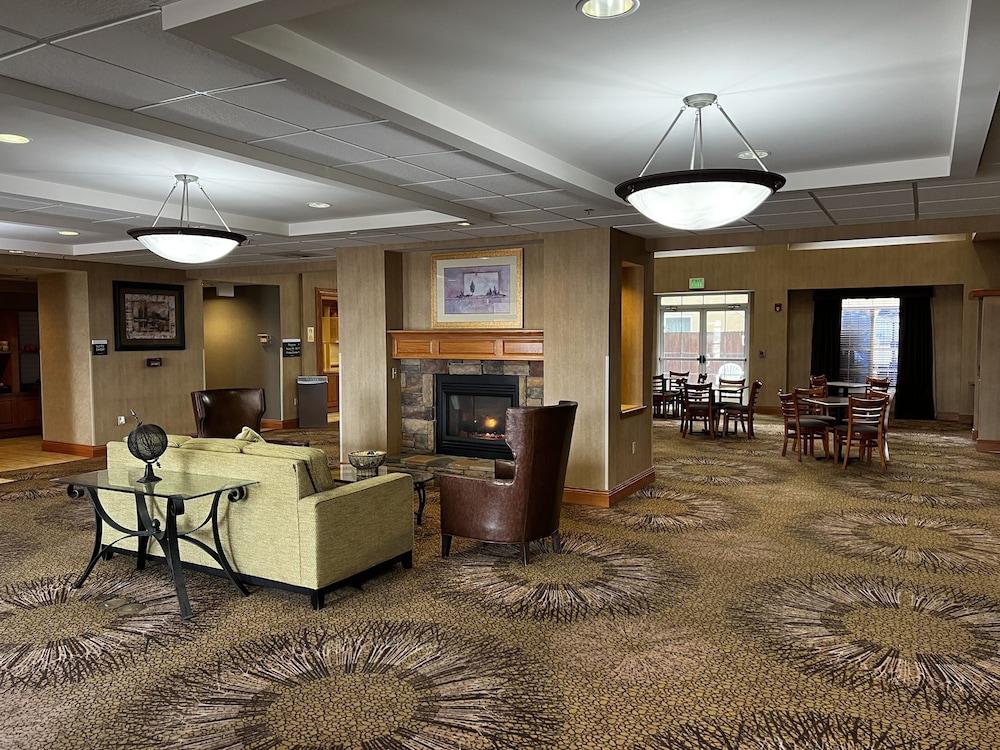 Отель Hyatt House Colorado Springs Airport Экстерьер фото