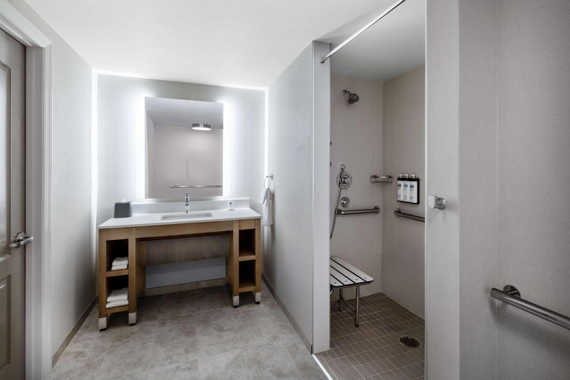 Отель Hyatt House Colorado Springs Airport Экстерьер фото