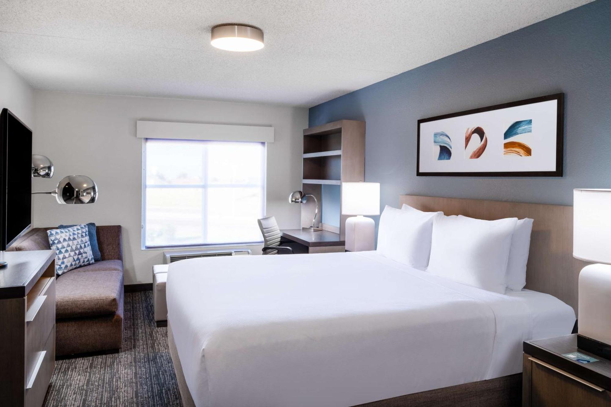 Отель Hyatt House Colorado Springs Airport Экстерьер фото