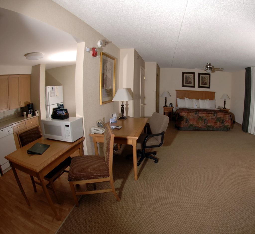 Отель Hyatt House Colorado Springs Airport Номер фото